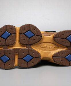 Alternative view of NB 9060 Black Yellow
