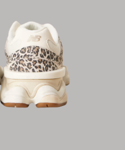 Alternative view of NB 9060 Leopard