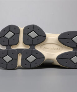 Alternative view of NB 9060-6 Gray White